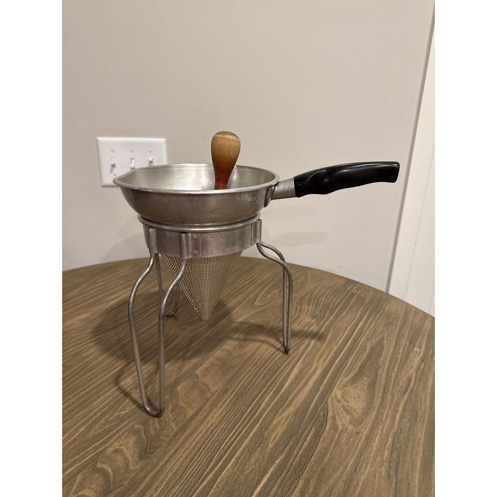 Vintage Wear-Ever No 462 Aluminum Cone Colander Strainer Sieve Pestle & Stand